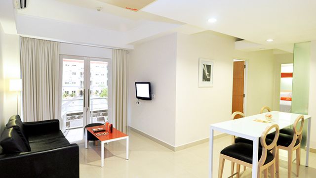 HARRIS Two Bedroom Residence 
