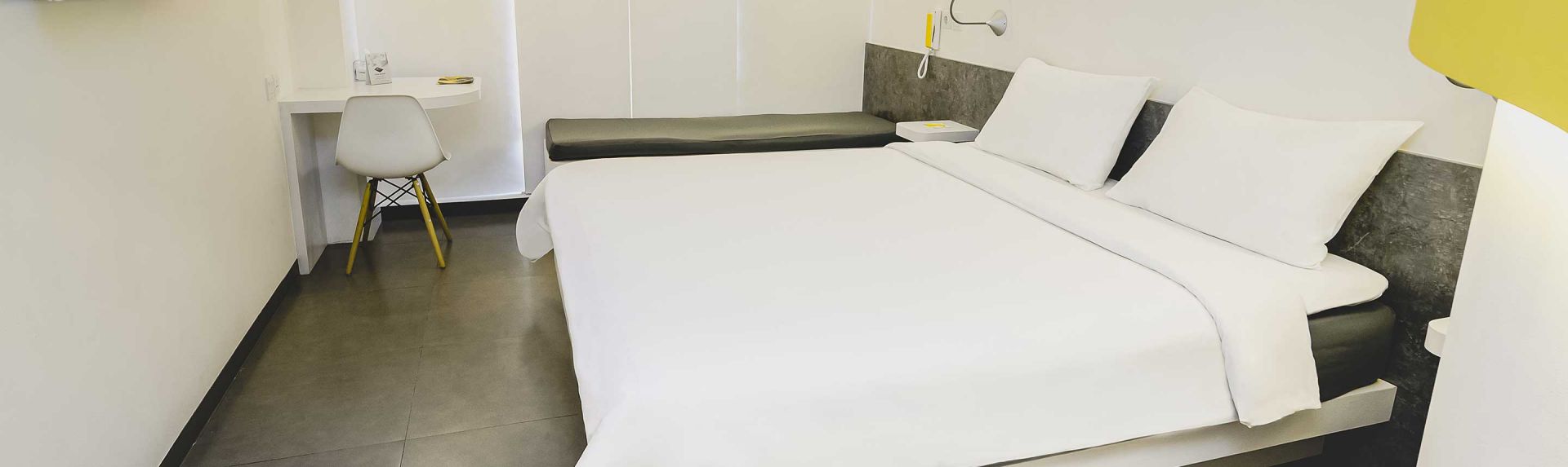 YELLO Hotel Jemursari Surabaya YELLO 客房