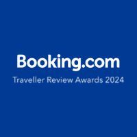 <strong>Traveler Review Awards 2024</strong></br>Booking.com