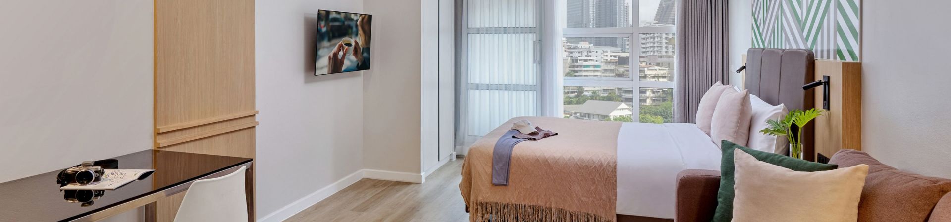 Overview Sr Thailand Bkk Cit Sukhumvit 16 Studio Exe 01 Banner