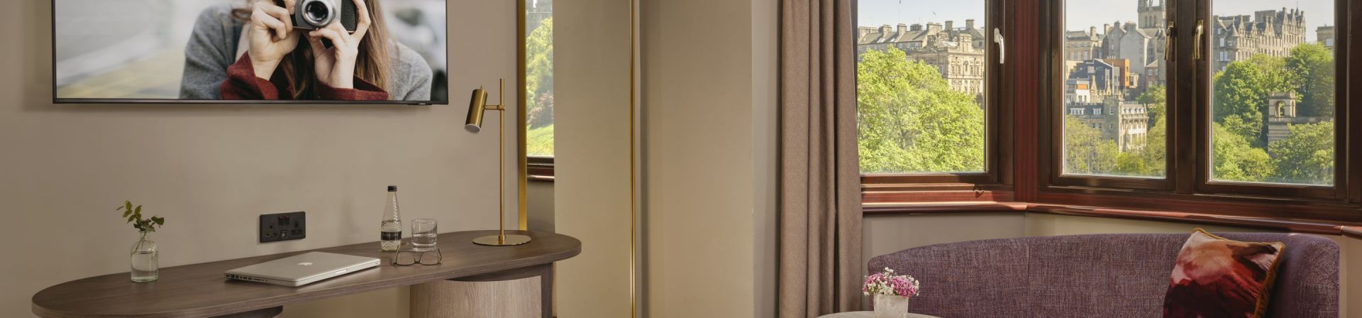 Superior Room Castle View, 1 King Size Bed   Mount Royal Hotel Edinburgh