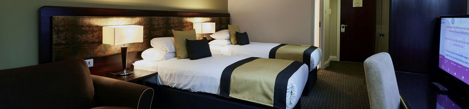 Club Room   Stamford Bridge Hotel London