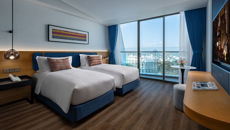 Grand Deluxe City View