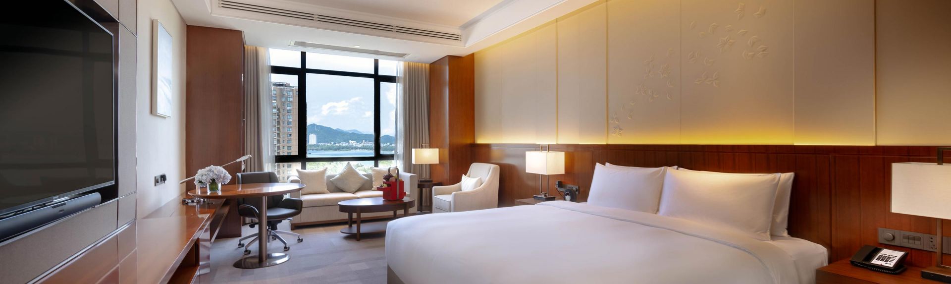 桐庐奥克伍德豪景酒店公寓 高级特大床客房