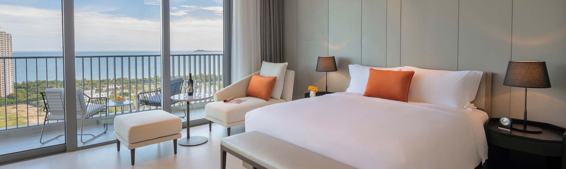 三亚奥克伍德雅居酒店公寓单间豪华海景家庭