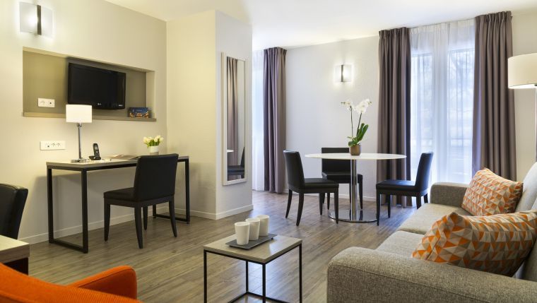 1dlx Citadines Antigone Montpellier France One Bedroom1