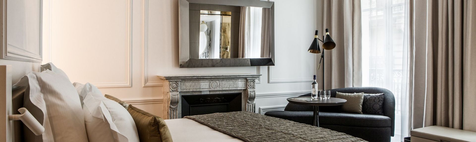 Apartment Types Paris La Clef Champs Elysees Deluxe Room Banner Image Desktop