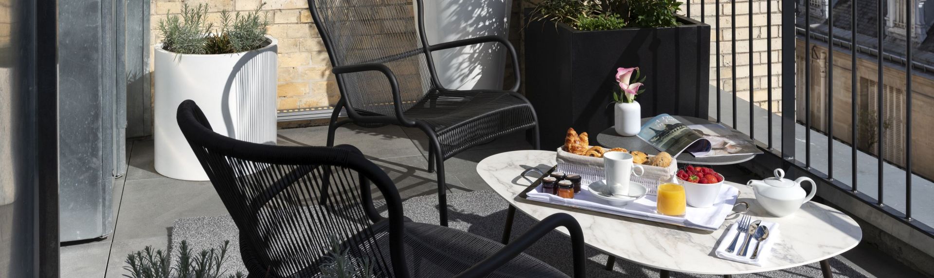 Apartment Types Paris La Clef Champs Elysees Duplex Montmartre Banner Image Desktop