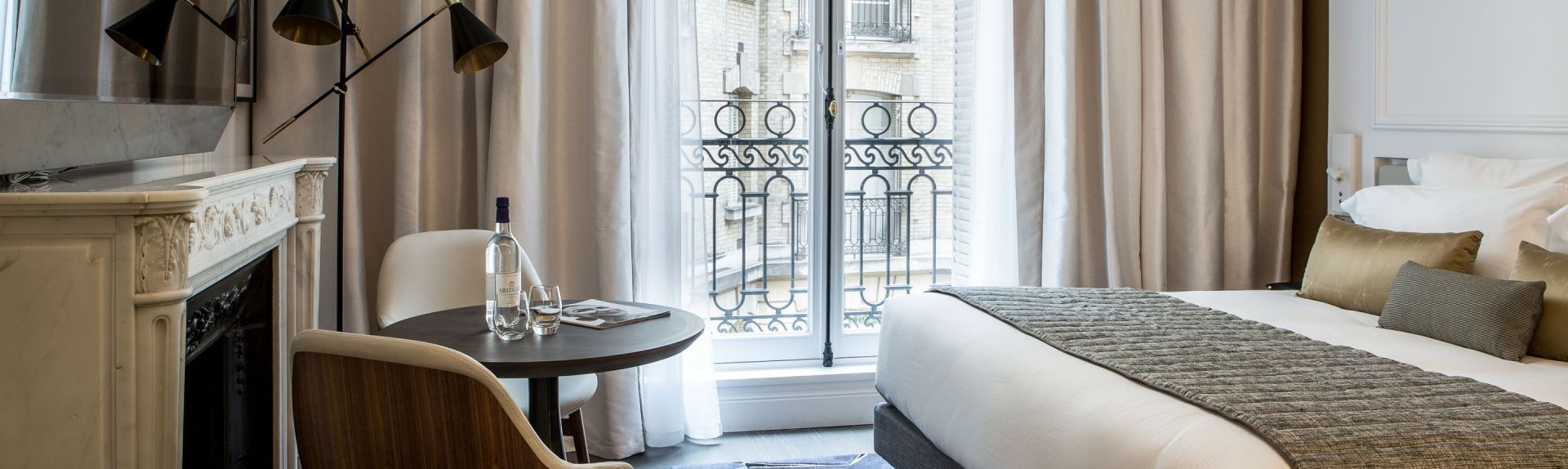 Apartment Types Paris La Clef Champs Elysees Executive Room Banner Image Desktop