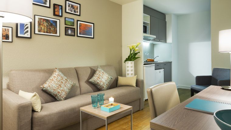 1brm Citadines Wilson Toulouse France One Bedroom Deluxe5 760X428