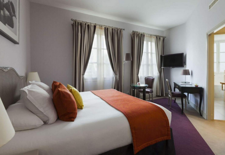 标准双床房城堡