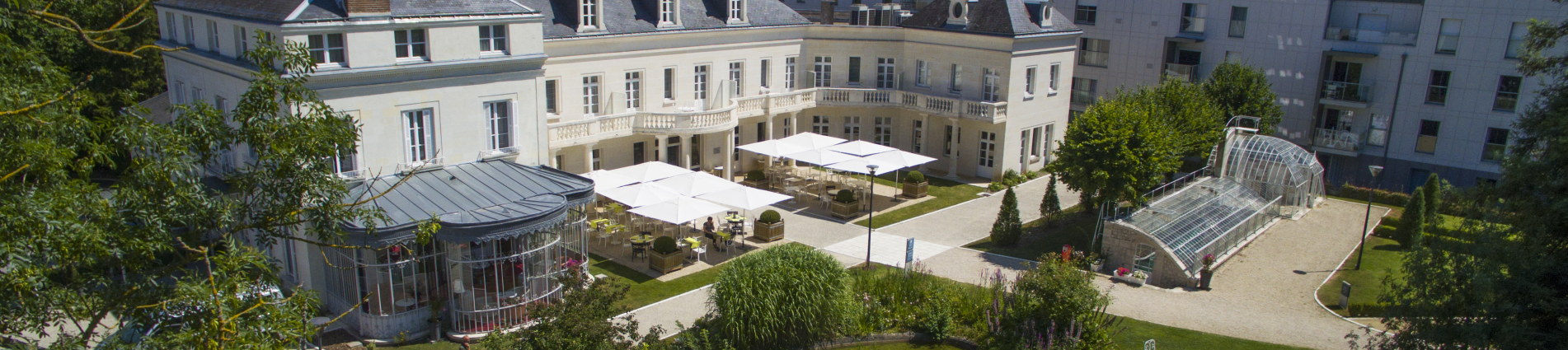 Overview Chateau Belmont