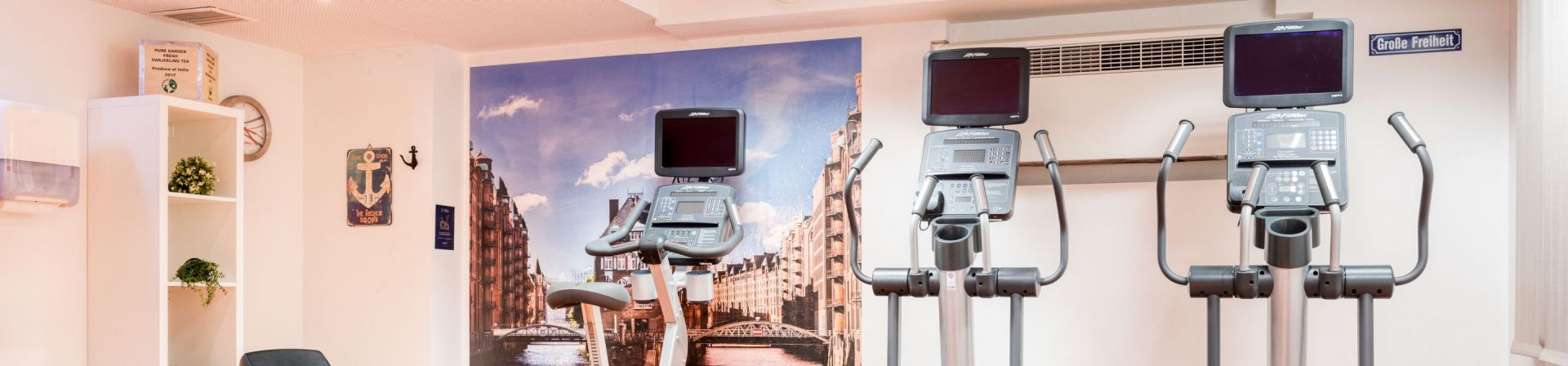 Breakfast room at apart hotel Citadines Michel Hamburg