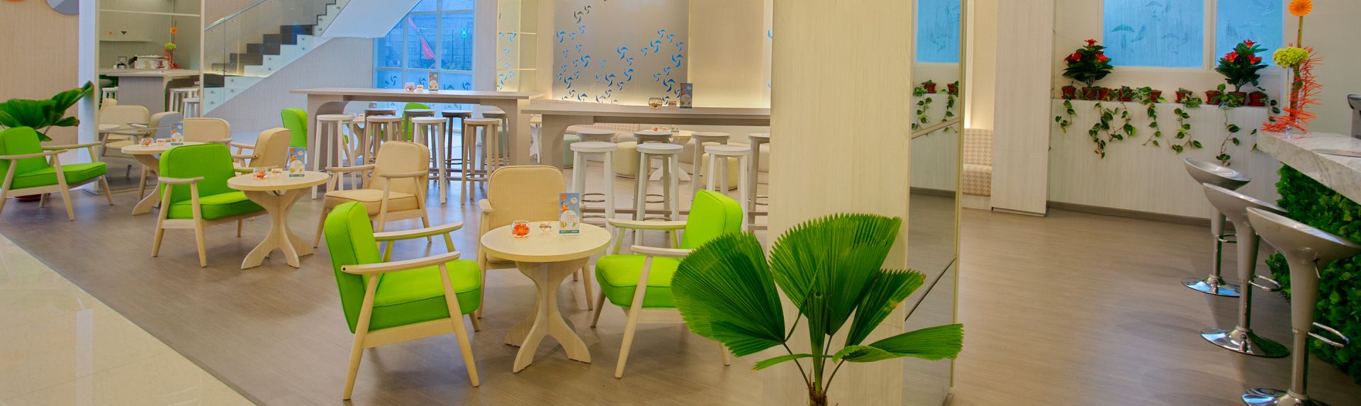 HCBL 横幅桌面设施