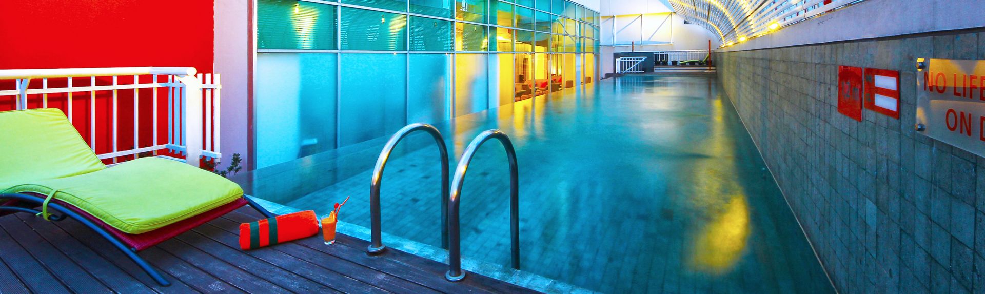 HFCB 横幅桌面位置