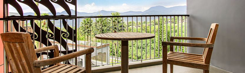 Pesona Alam Resort & Spa豪华山景客房