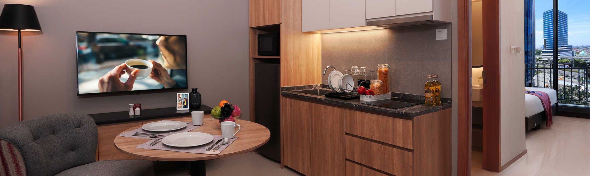 标语单间特大西达松子圆面包