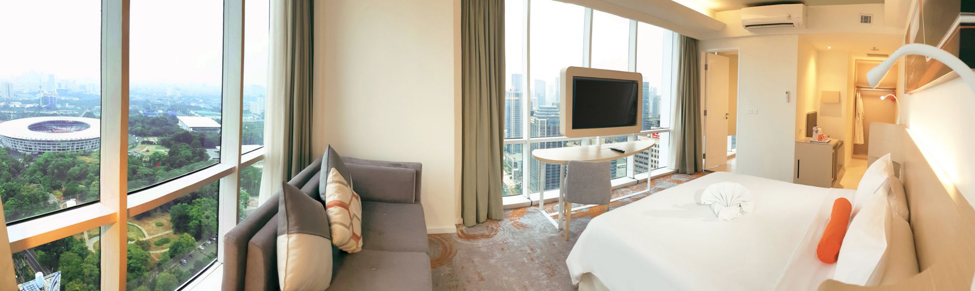 HFXS 横幅桌面房