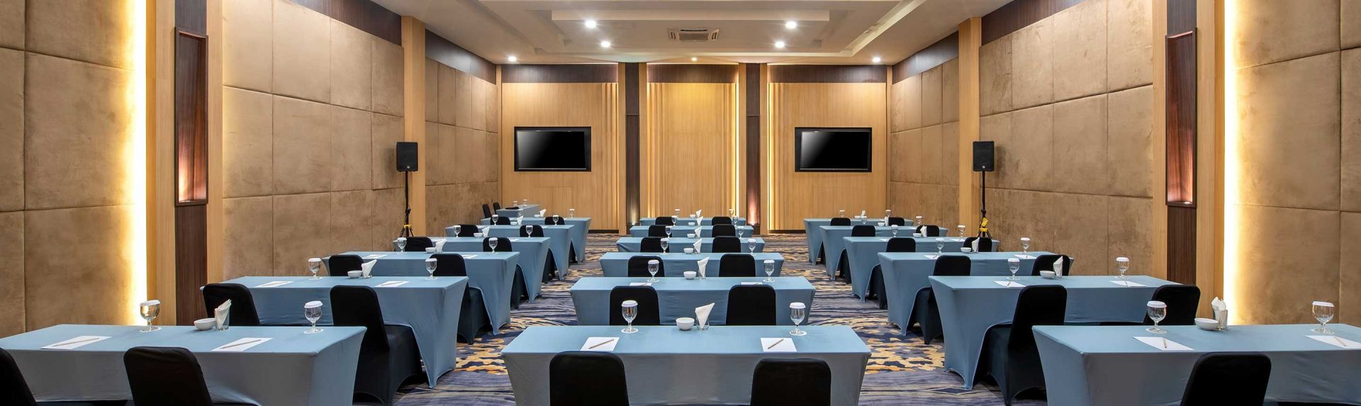 横幅 画廊 OHATMJ