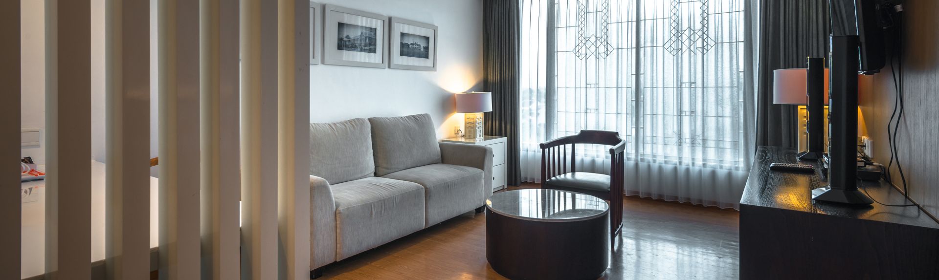 HMLG-横幅-手机-海睿思-天空