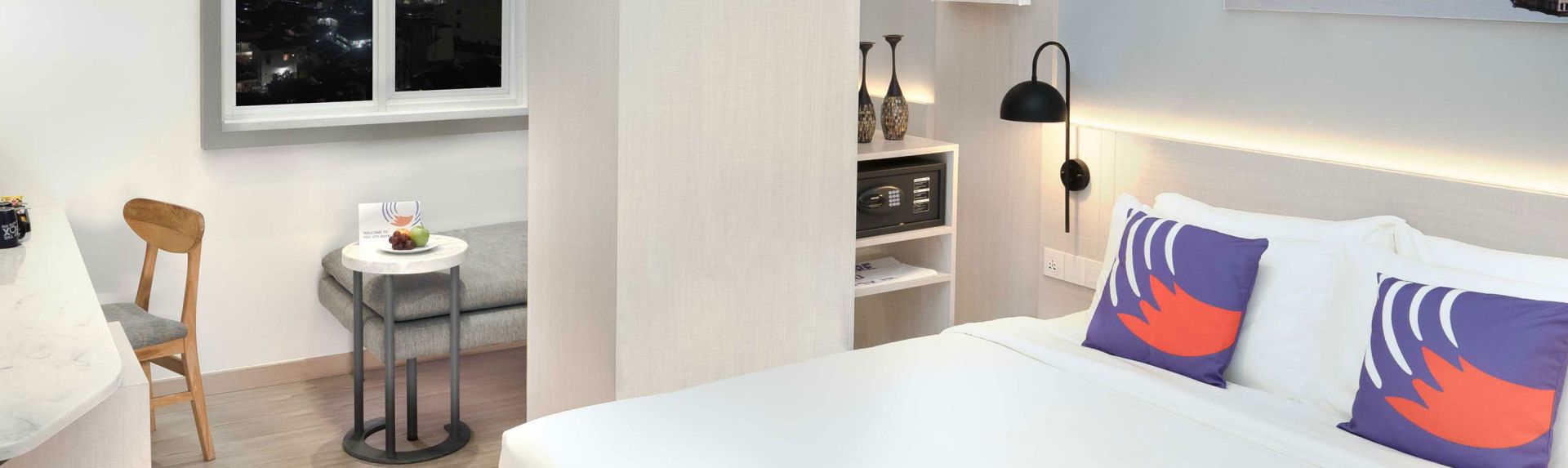 FOX Lite Samarinda 横幅豪华双人床