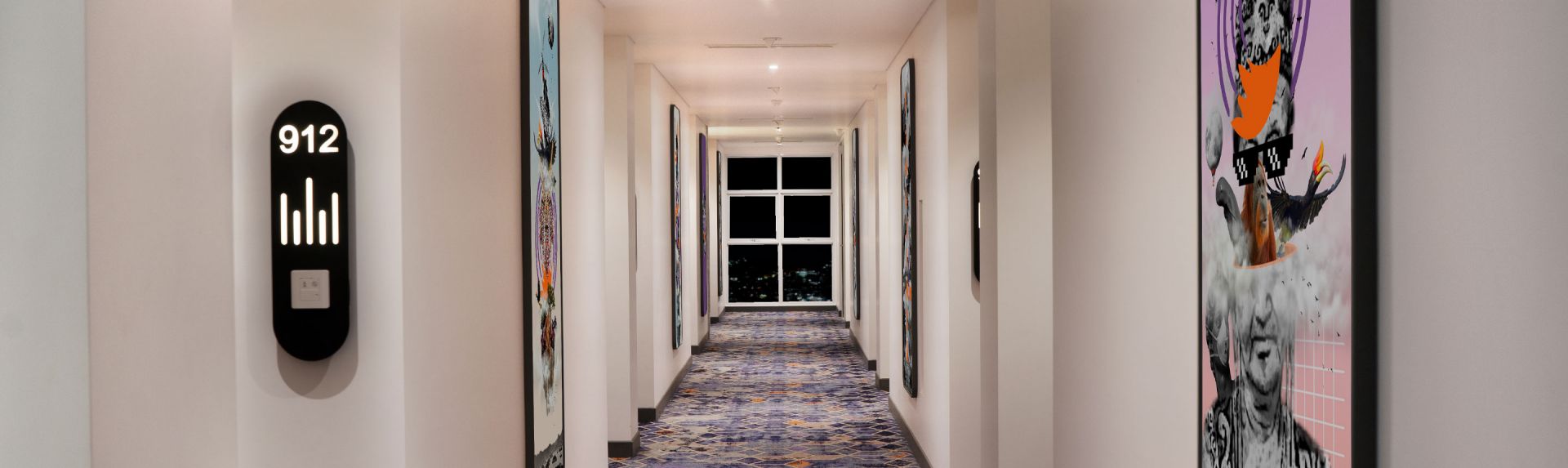 FOX Lite Samarinda 横幅画廊