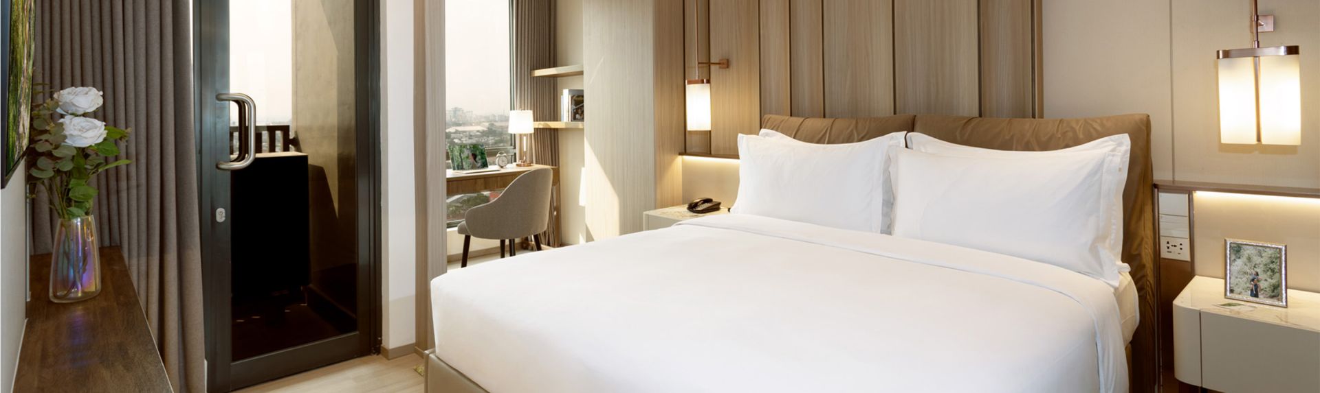 萨默塞特 1br 旗帜尊贵套房大床