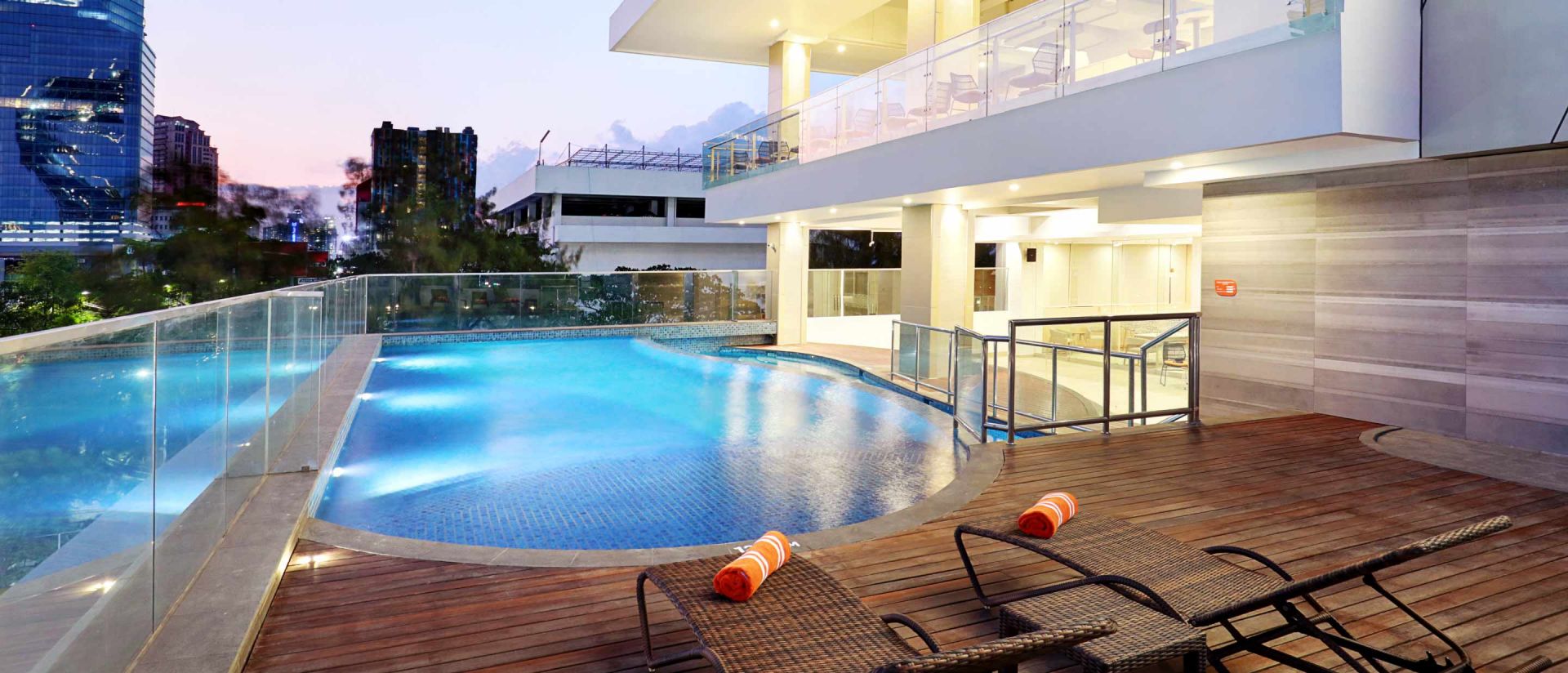 HBSS 横幅桌面设施