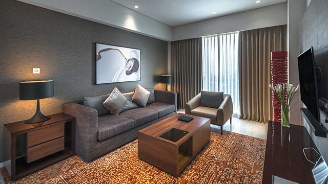 Overview One Bedroom Premier Apartment Thumb