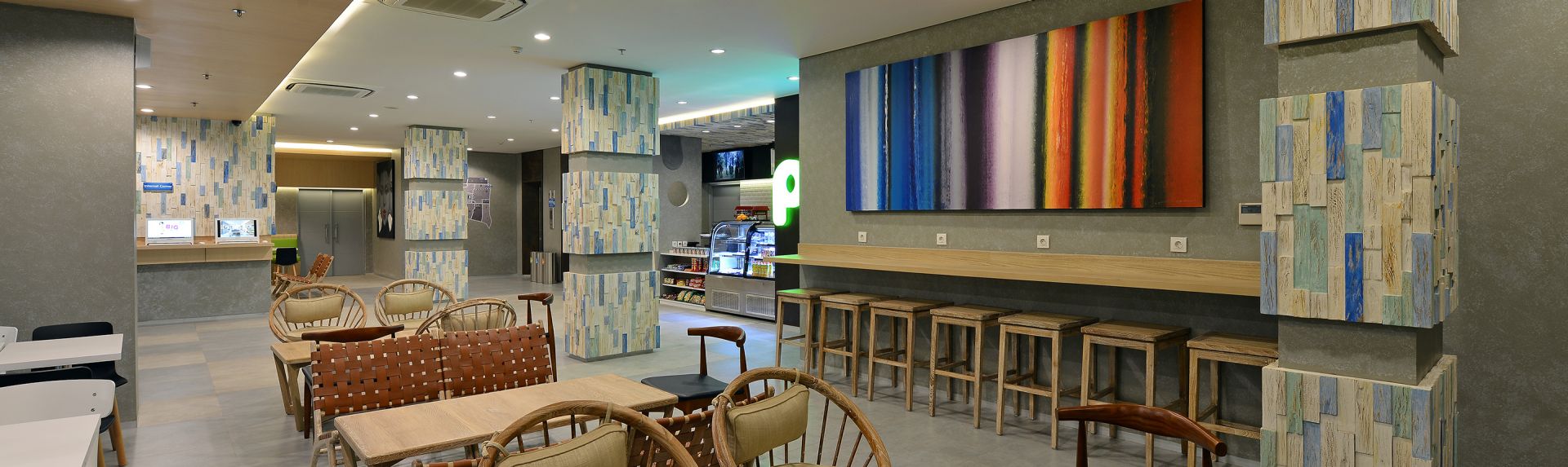 PTMH 横幅桌面设施