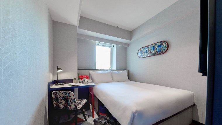 升级大床房（单间双人房）