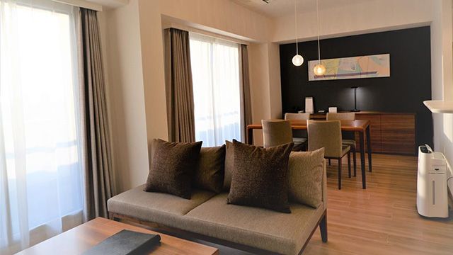 Overview One Bedroom Deluxe Apartment Thumb