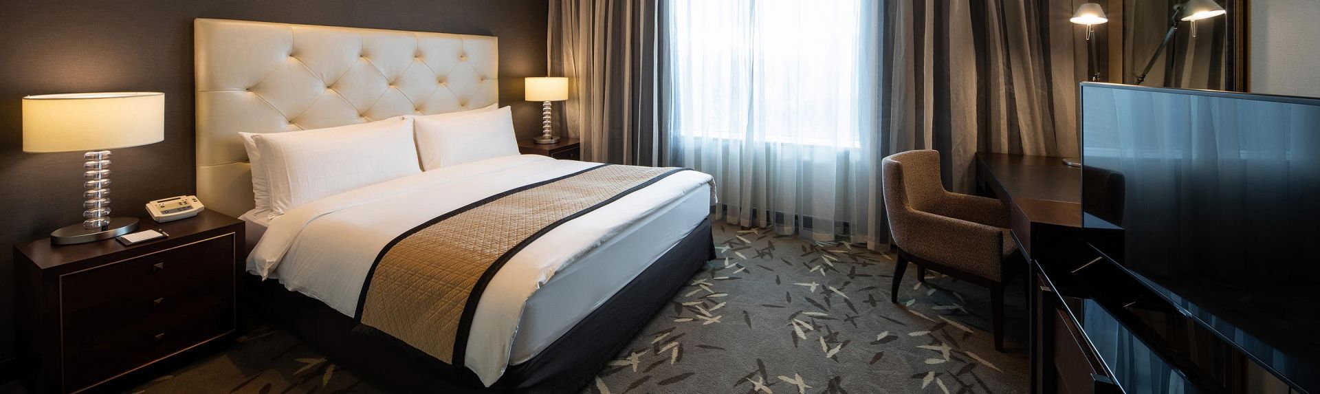 首尔世贸中心奥克伍德豪景公寓二居室高级公寓