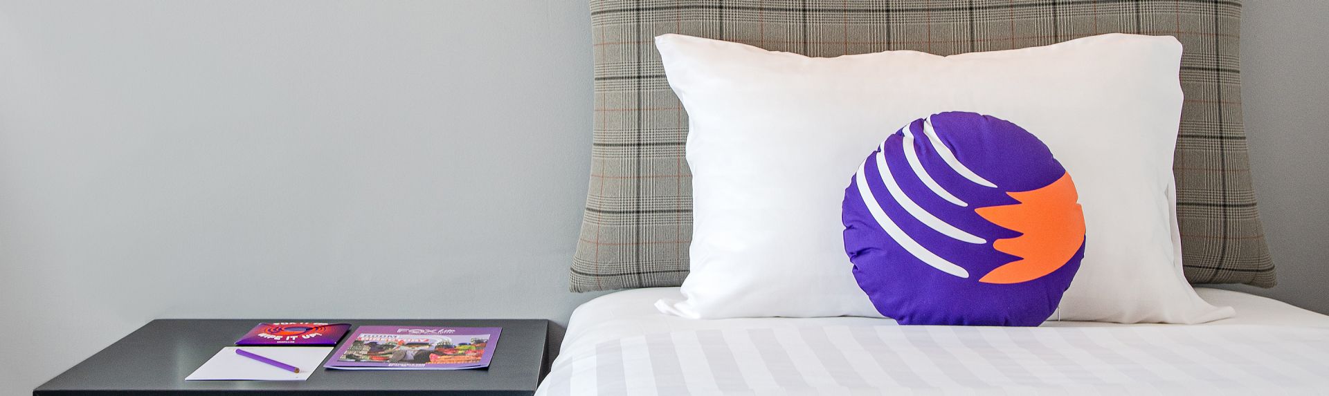 FCJM 横幅桌面设施