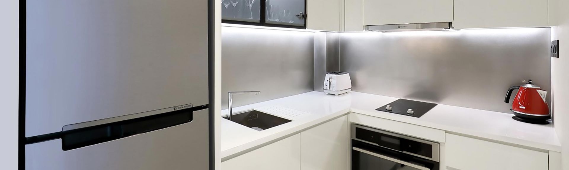 新加坡奥克伍德尚轩酒店公寓单间客房高级横幅桌面