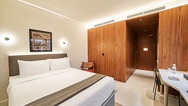 Overview Studio Premier Thumb