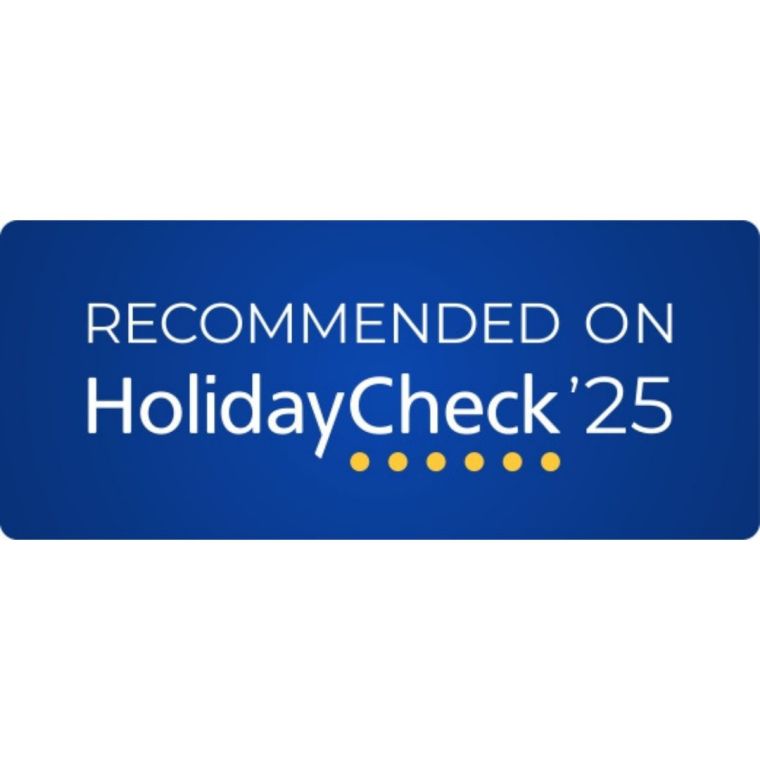 <strong>HolidayCheck 2025</strong></br>荣获卓越认可！Citadines Sukhumvit 11 Bangkok 荣登 HolidayCheck 2025 表彰名单。