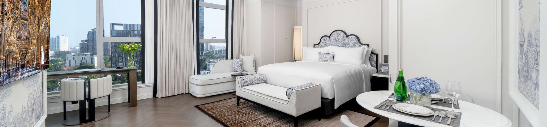 Property Overview La Clef Bangkok by The Crest Collection