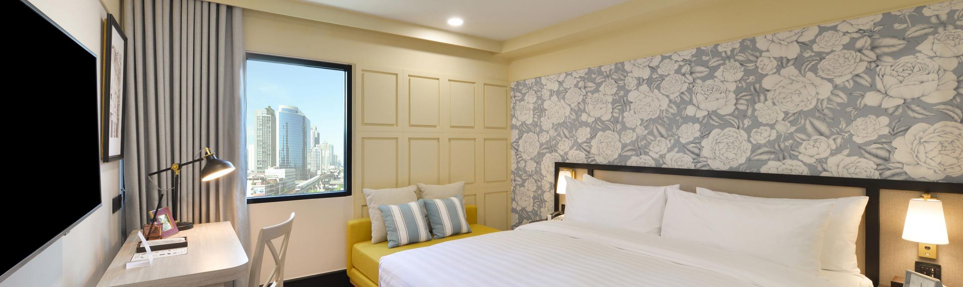 曼谷奥克伍德华庭酒店及酒店公寓高级客房