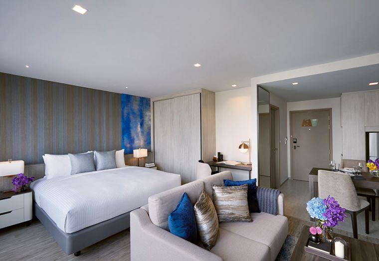 Studio Executive_Bedroom and Living Area