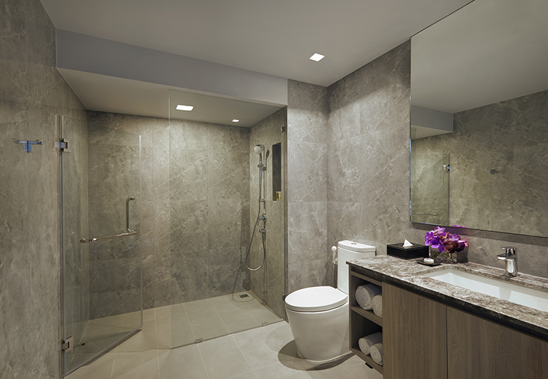 Studio Executive_Bathroom