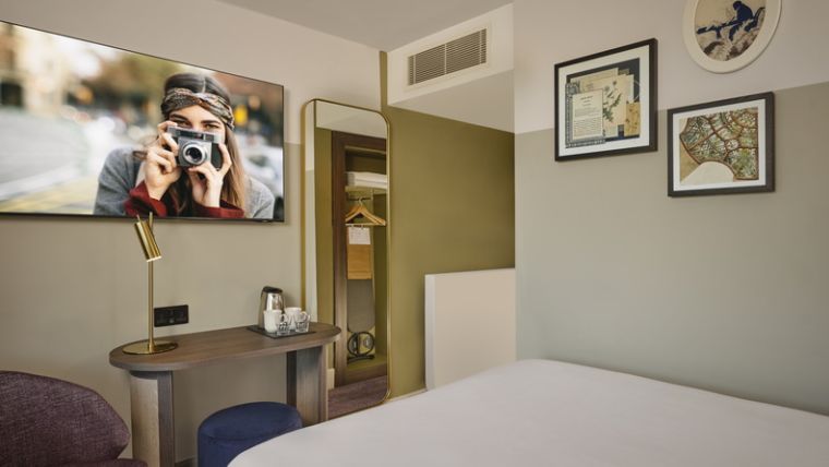 Classic Room 1 Wee Double Bed Banner Thumbnail