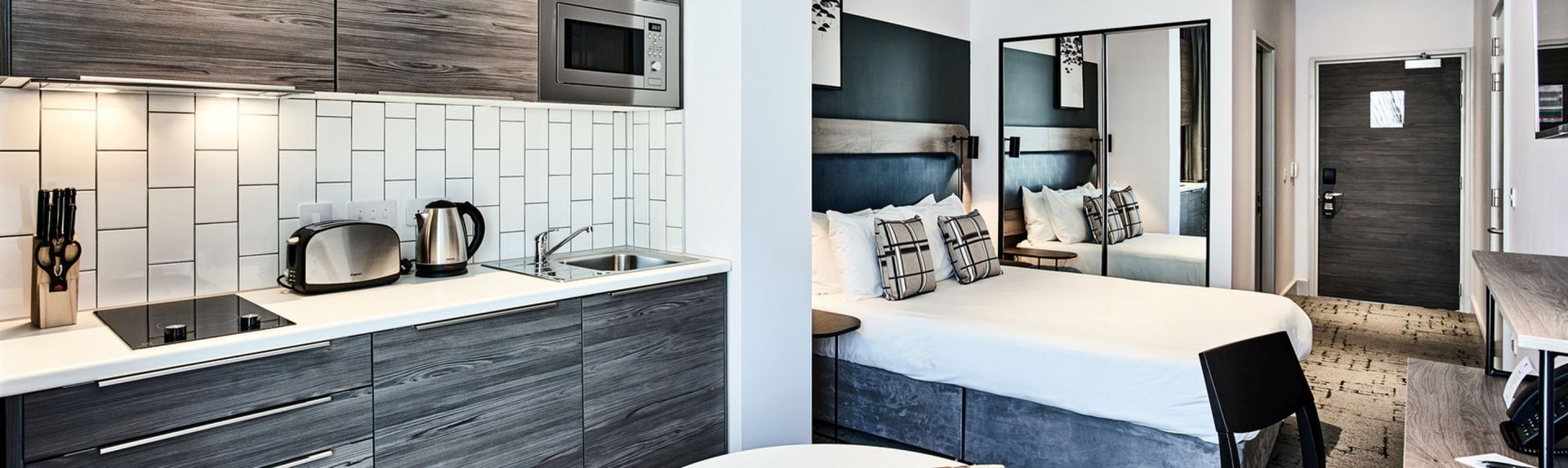 Two-Bedroom Superior Apartments - Citadines City Centre Liverpool