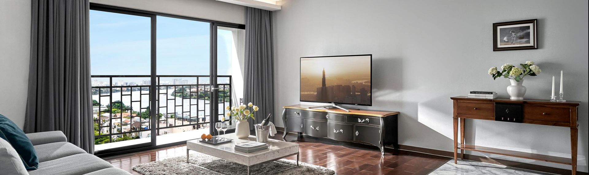 Oakwood Hotel Apartments Saigon Two Bedroom Executive/Two Bedroom Executive Banner Desktop