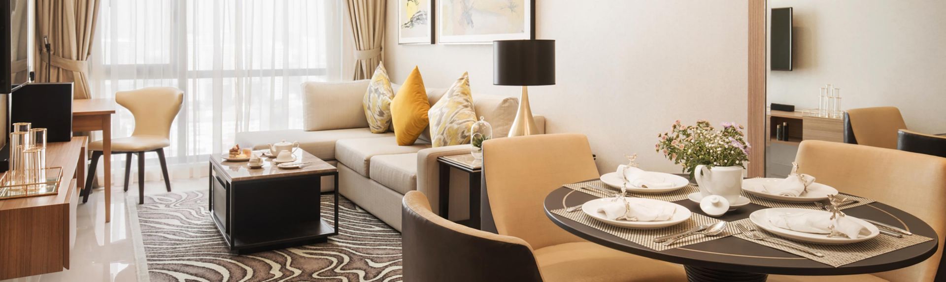 西贡奥克伍德华庭酒店公寓一居室豪华公寓