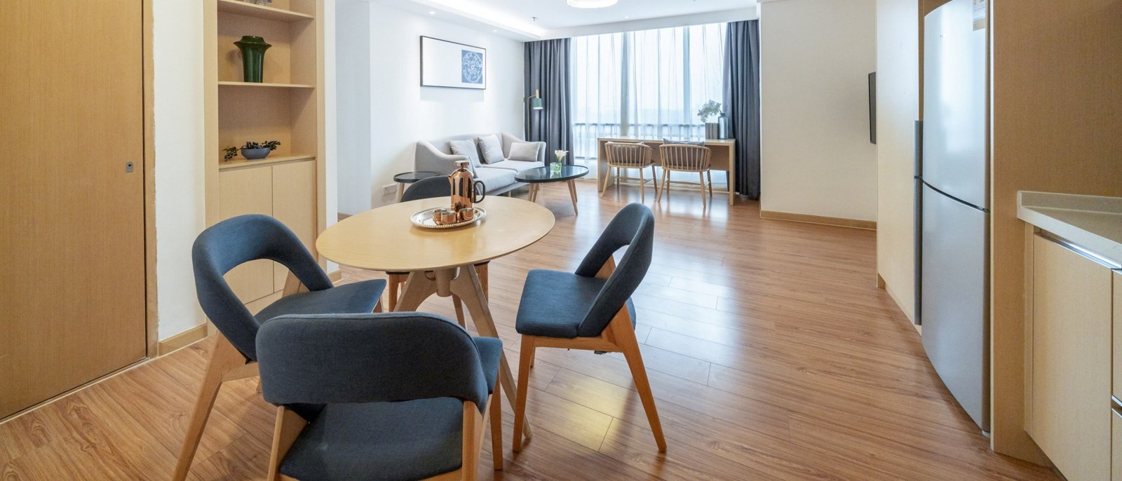 Apartmenttypes JSN 2BRM Master BRM Banner Image Desktop