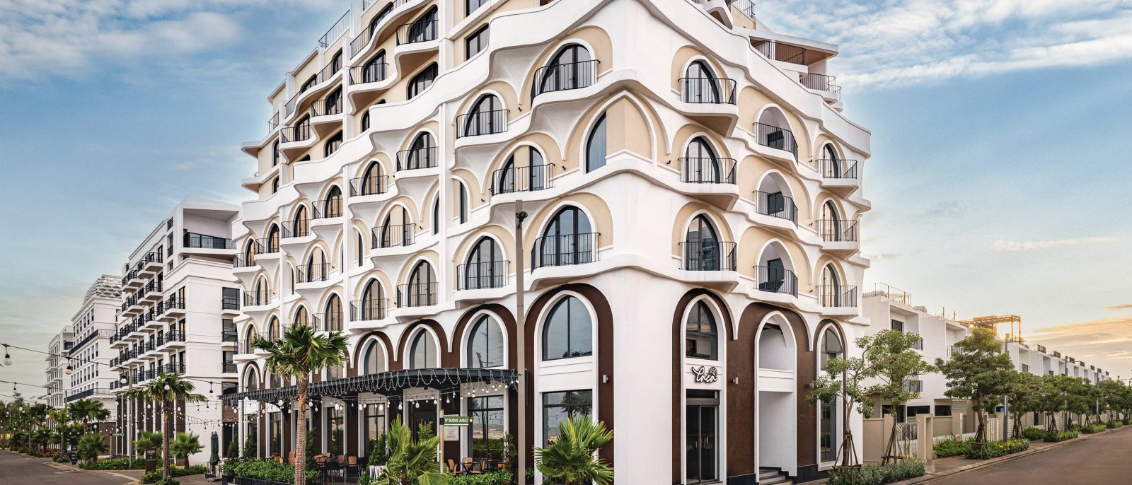 Lasong Hotel & Villas Sam Son by The Unlimited Collection